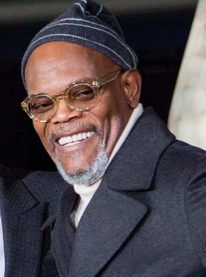 Samuel L. Jackson Height Weight Age And Body Statistics Biography ...