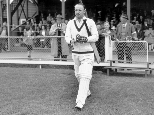 Sir Don Bradman Age Death Wife Family Statistics Biography